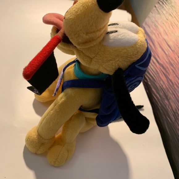 Disneyland Resorts 2004 Pluto Adventure Plush (Pick 3 for $15!) - Picture 4 of 4